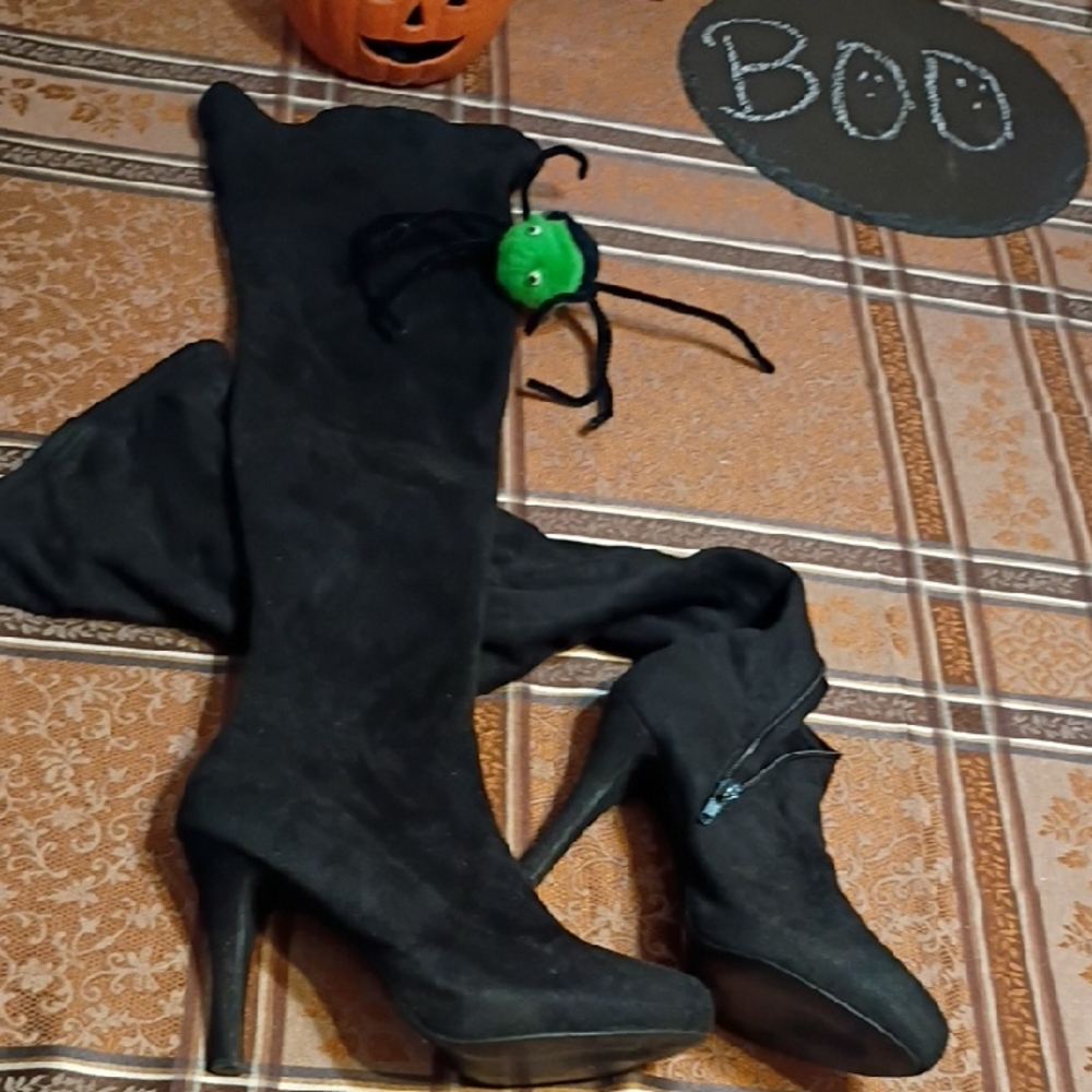 Elegant Black Women's Boots